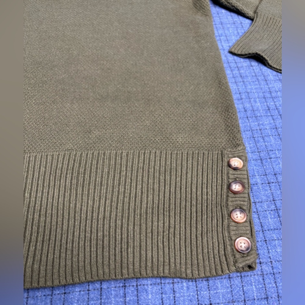 3/$20 Architect Olive Green Women's Sweater - Picture 7 of 12